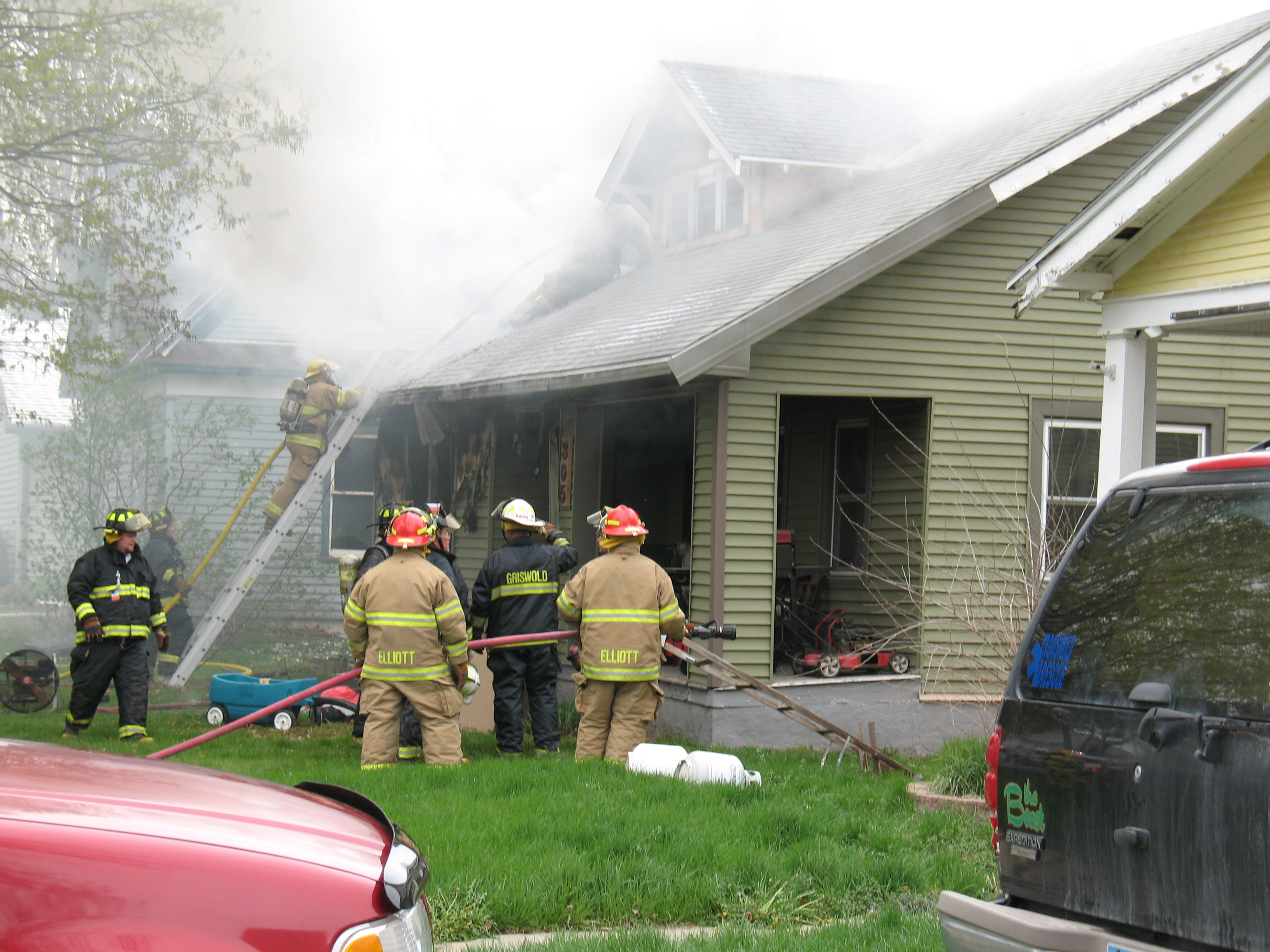 Griswold firefighters’ home catches fire Thu. afternoon « KJAN Radio
