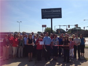 Pictured at the visit are Donna Beymer, On-Call Branch Office Administrator, Dolly Bergmann, Judd Meneely and his wife, Barbara, Bev Ginther, Carol Seddon, Kathie Hockenberry, Gerald Brink, JoAnn Runyan, Jolene Roecker, Arlene Drennan, Tammy Waters, Doreen Elsberry, Dr. Keith Leonard, Bill Saluk, Connie Whales, Sue Muri, Dr. Mitch Peerbolt, Chrystal Christensen, Kathy Sweeney, Kerry Jepsen, Tara Jennerjohn, Lana Westphalen, Ali Krogman, Jan Meyer, Jim Kickland, Carole Schuler, Karl Aldag, Chip Hansen, Lucas Mosier, Donnie Drennan, Russ Joyce, Darrell Hockenberry, Haley Kickland.