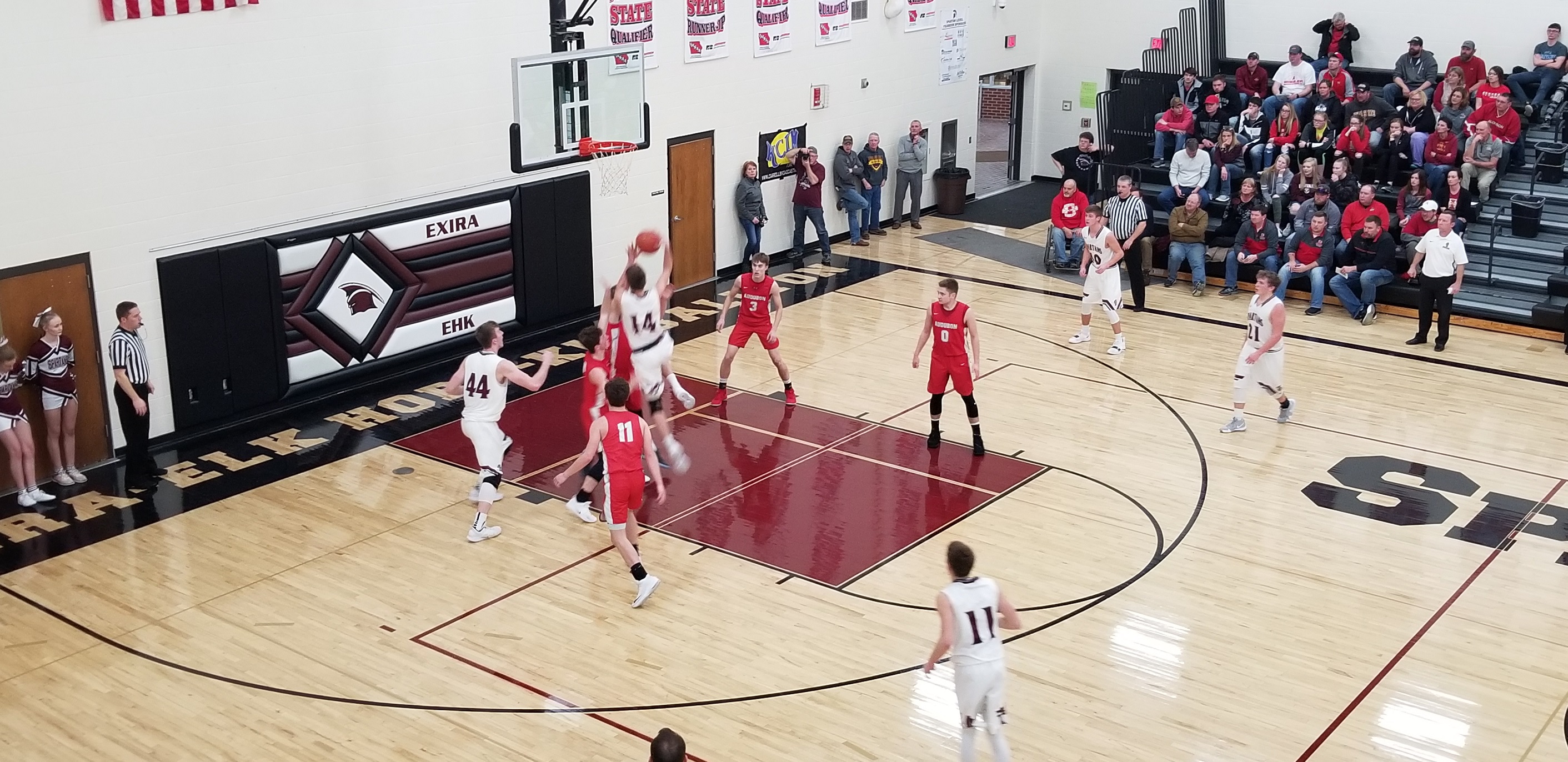 ExiraEHK rides big third quarter to win over Audubon « KJAN Radio