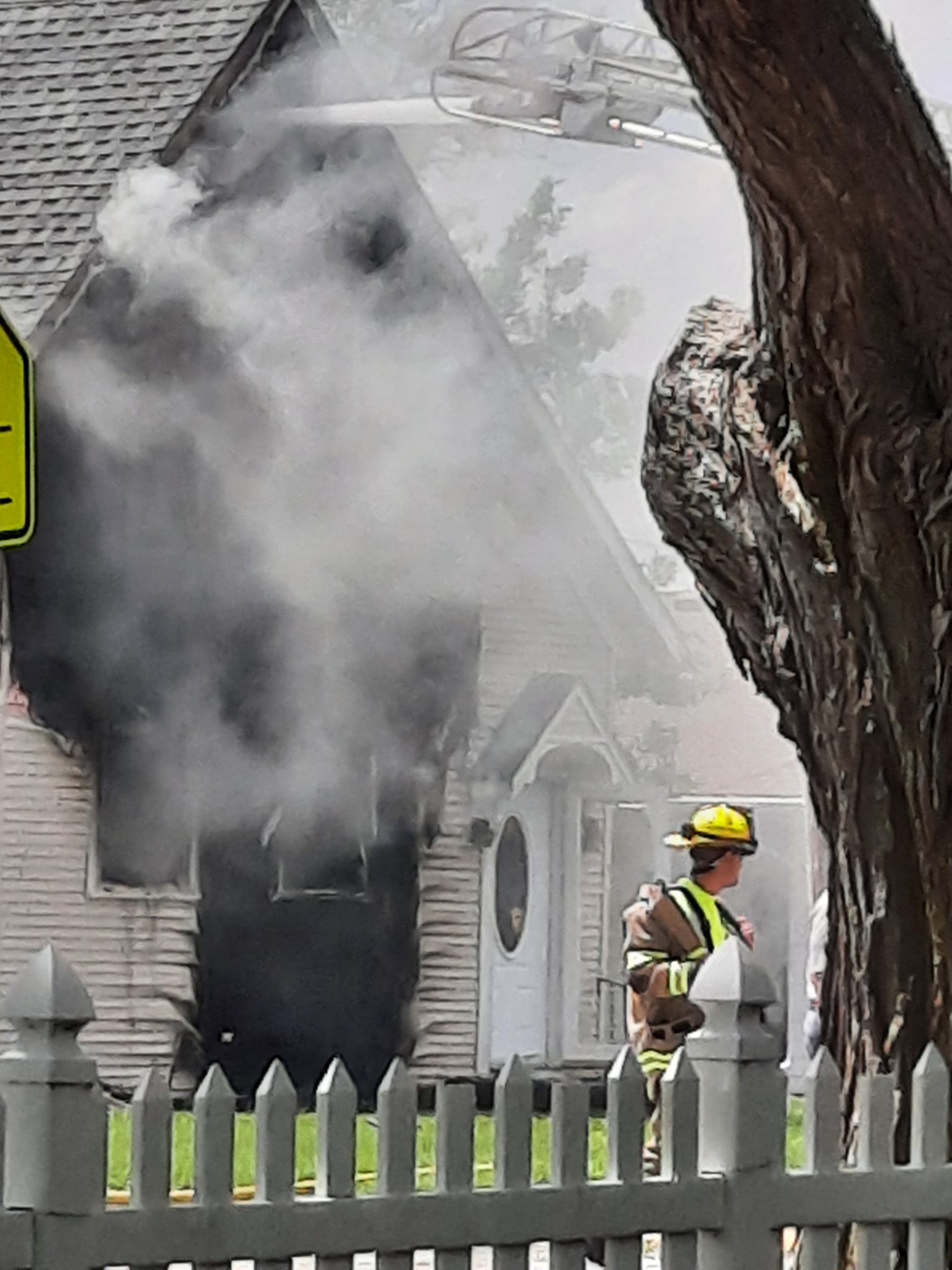 Brief standoff and fire in Elk Horn Monday morning « KJAN Radio