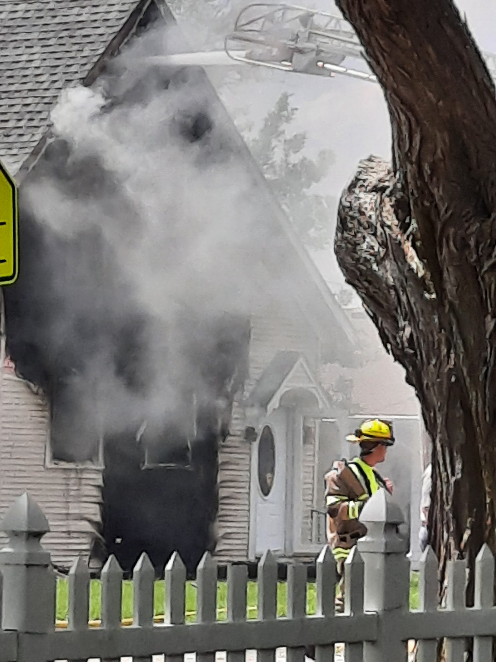 Brief standoff and fire in Elk Horn Monday morning « KJAN Radio