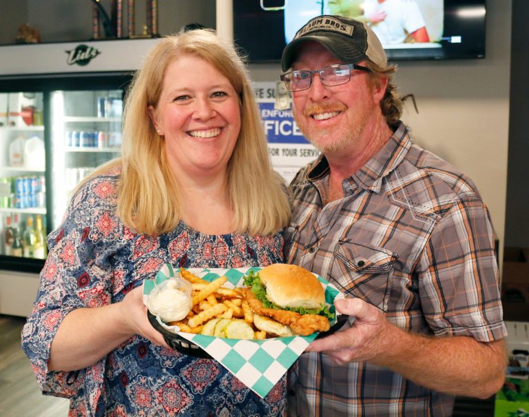 Iowa’s Best Breaded Pork Tenderloin winner announced « KJAN Radio