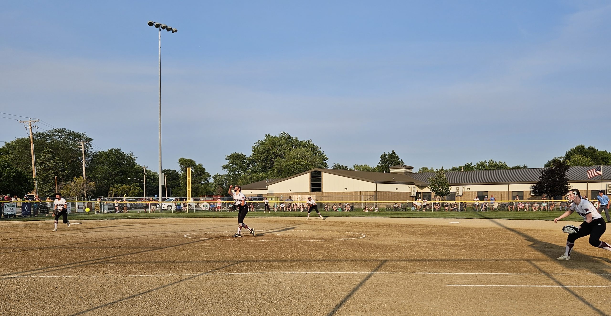 ExiraEHK ends terrific season with loss to tough Southeast Warren